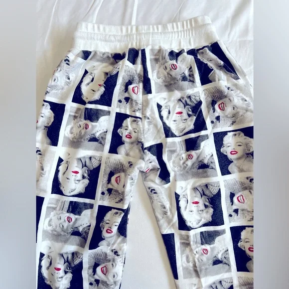 Marilyn Monroe Warmup Jogger Pants Size Small - Picture 4 of 6
